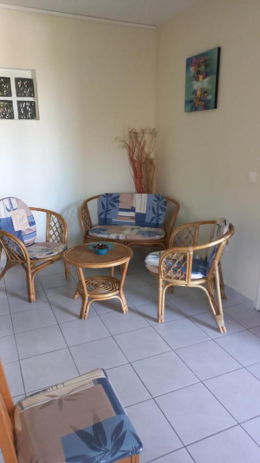 Charmant Petit T2 Dans Maison Vieux-Bourg Esterno foto
