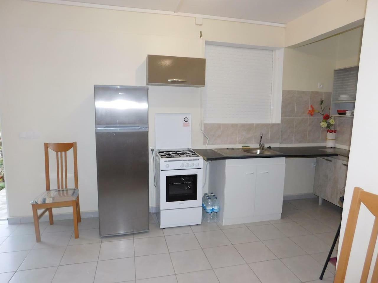 Charmant Petit T2 Dans Maison Vieux-Bourg Esterno foto
